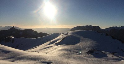 Chartreuse : temps magnifique, neige encore potable mais plus pour long.