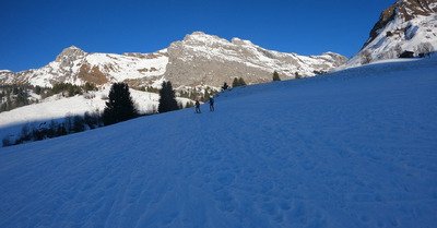 Glace et infirmerie au Col de la Colombi&egrave;re