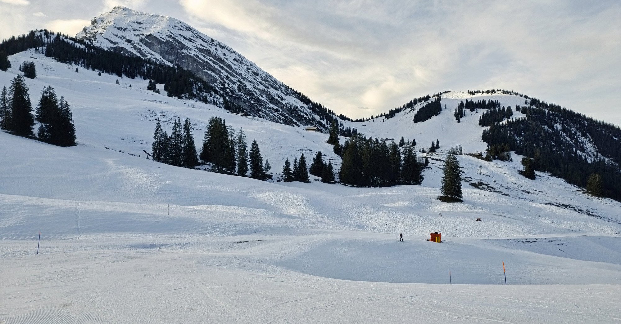 Les pr&eacute;alpes dans la tourmente, Oberland Bernois le 21 d&eacute;cembre 2025 par Thoams (vid&eacute;o)