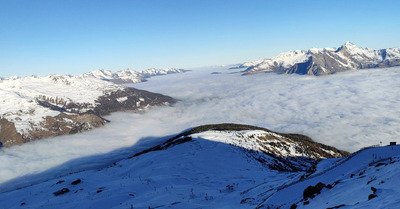 Au-dessus des nuages 