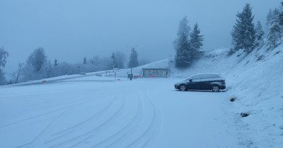 Les 7 Laux - Petit hiver en bas et bien d&eacute;gag&eacute; derri&egrave;re les oreilles en haut