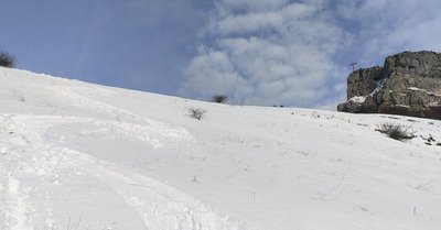 Poudre lourde voire collante mais bien skiante sous la Croix du Nivolet 