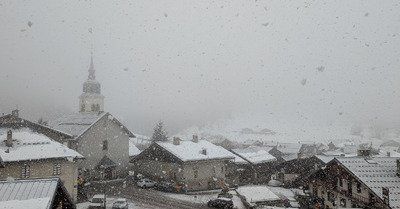 Lpn encore basse, livraison de pizzas pour le petit dej.