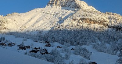 Deux journ&eacute;es &agrave; l'heure !