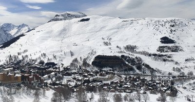 Ambiance printani&egrave;re (jusque vers 15h) mais neige hivernale