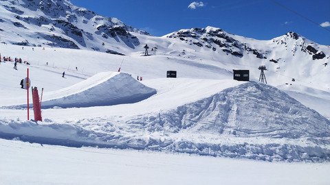 L'&eacute;t&eacute; frappe sans attendre--> direction snowpark