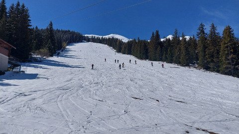Pas le seul a ne pas vouloir ranger les ski