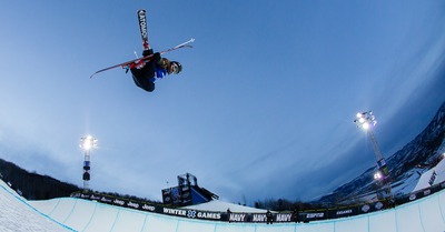Maddie Bowman remporte le superpipe des X Games