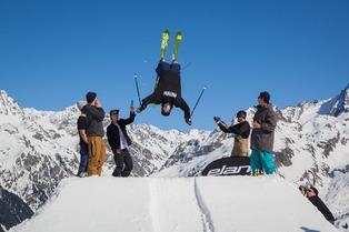 Back flip, barbecue et cascades &agrave; la Crapules Session