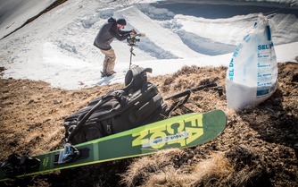 Derri&egrave;re la cam&eacute;ra de la webs&eacute;rie Faction