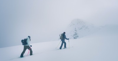 Trailer : Shapes, par Flo Bastien et Nikolai Schirmer