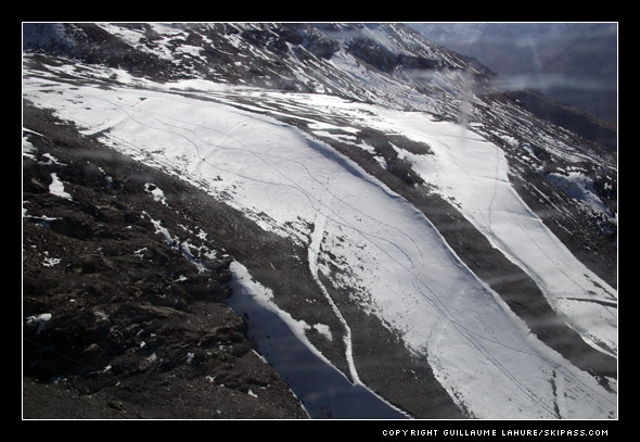 pas d'affolement : ce sont des traces de VTT