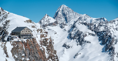 Skipass (en peaux de phoque) dans le Val d'H&eacute;rens (2/2)