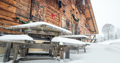 Livraison de neige fra&icirc;che en cours