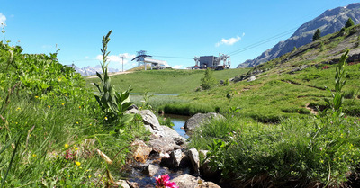 Cet &eacute;t&eacute;, d&eacute;couvrez les sommets et les lacs de l&rsquo;Oisans  
