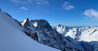 M&eacute;t&eacute;o du lundi 22 avril :  C'est toujours l'hiver en montagne !