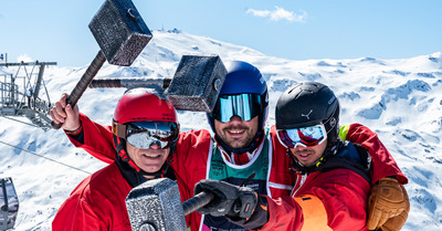Une journ&eacute;e &laquo; Compl&egrave;tement &agrave; la Masse &raquo;