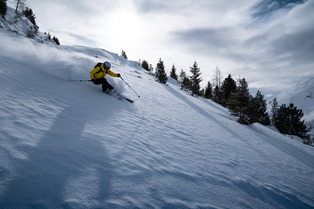 ATOMIC : des gammes freeride repens&eacute;es pour l'hiver 2024-2025