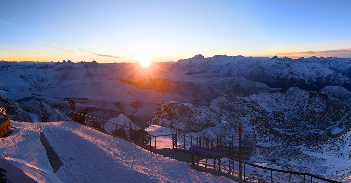 Réveil enneigé en montagne : notre sélection photo