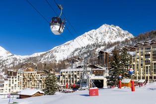 Isola 2000 : La rencontre entre soleil et sommets pour une escapade hivernale inoubliable