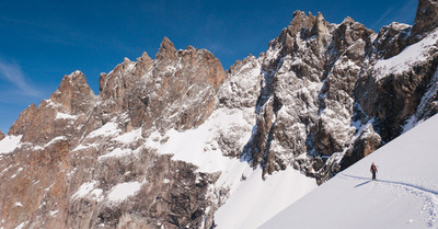 Refuges au pays de la Meije :  itin&eacute;rance sauvage en randonn&eacute;e &agrave; skis