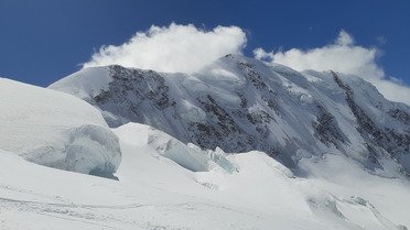 Neuf 4000 et du grand ski dans le Monterosa
