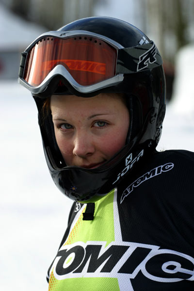 Sanna Tidstand, 17 ans et championne de suède de skicross à quelques minutes de sa plus grance compétition