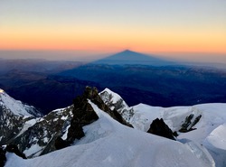 L'ombre du Mont Blanc ...