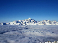 mer de nuage devant le Mont Blanc