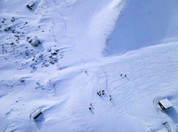 Heureux skieurs à Chamrousse